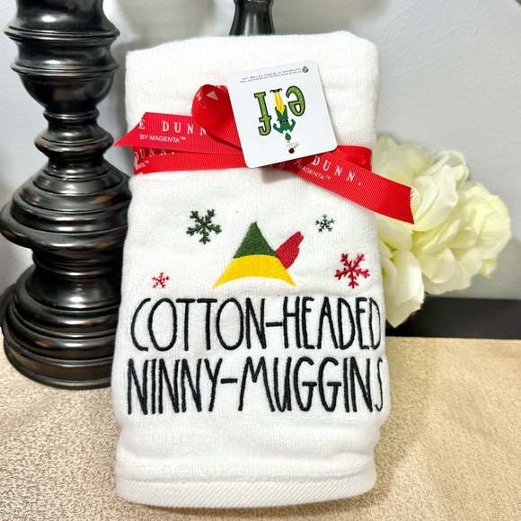 NWT Rae Dunn Set of 2 ELF COTTON-HEADED NINNY-MUGGINS Bathroom Hand Towels - Picture 2 of 6